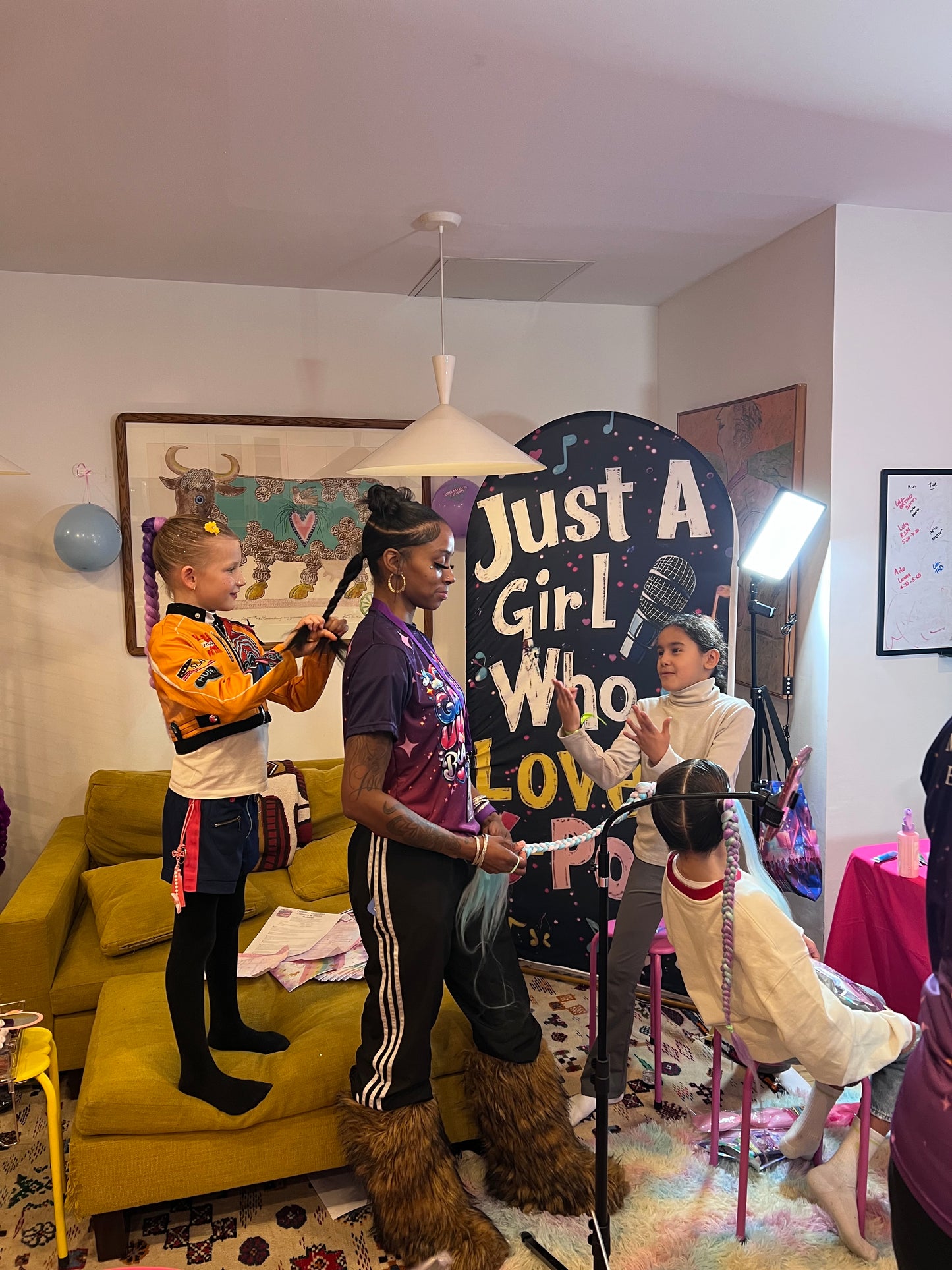 K-Pop Glam Zone